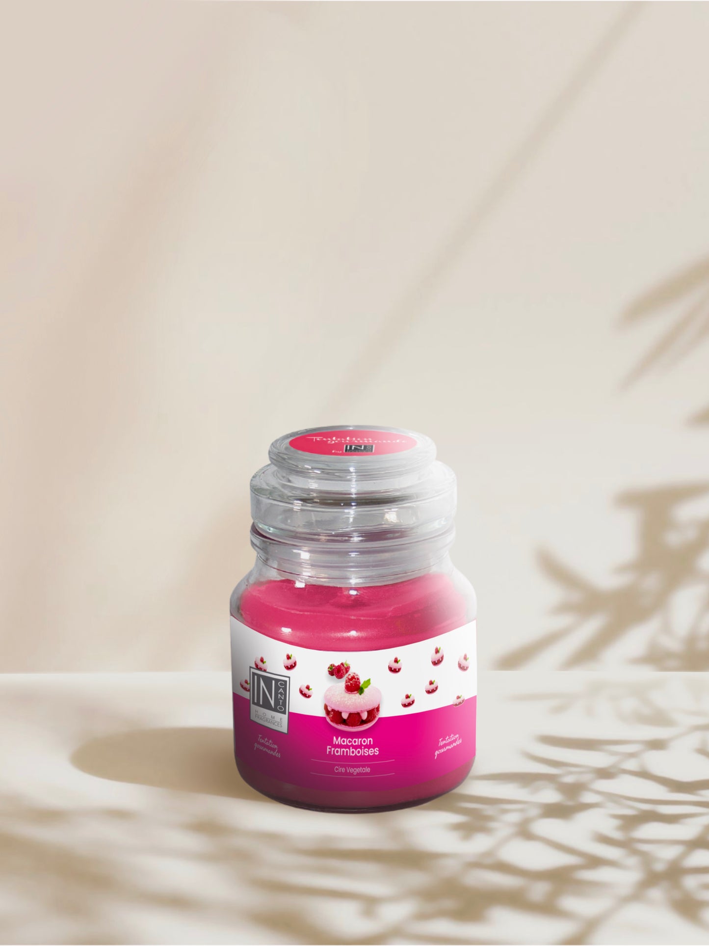 Image d'une bougie parfum macaron In canto.
