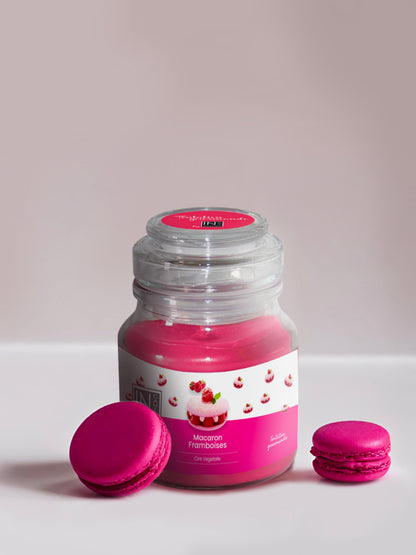 Image d'une bougie parfum macaron In canto.